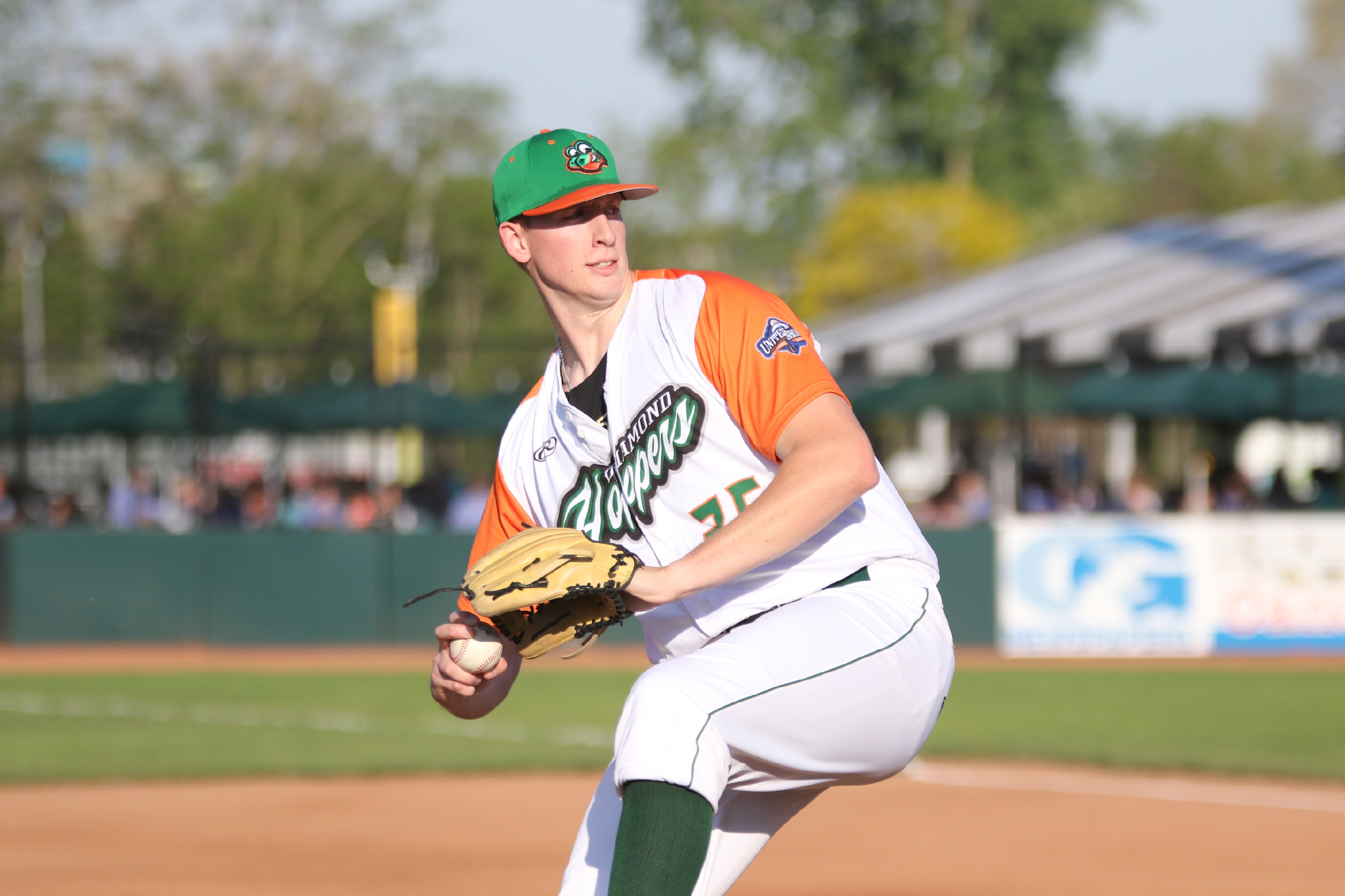 Memorial Day / USPBL Hat Giveaway / $1 Day at the Park - United Shore